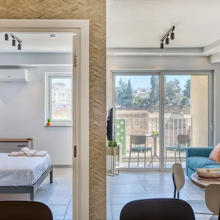 Luxury 1 Bedroom St Julians Sleeps 4 *